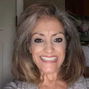 Meet your Posher, Christine